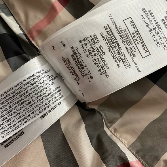 Burberry Kids Puffer Jacket in Burgundy - Picture 6 of 12